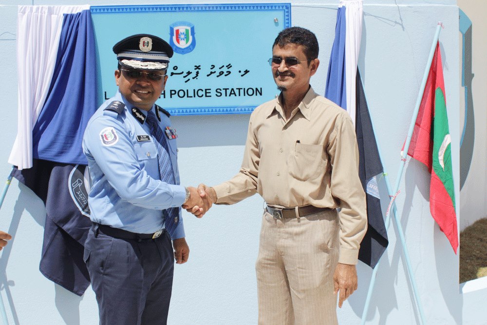 މާވަށު ފުލުހުންގެ ޢިމާރާތް ހުޅުވުމުގެ ރަސްމިއްޔާތުގެ ތެރެއިން - ފޮޓޯ :ޕޮލިސް.އެމްވީ